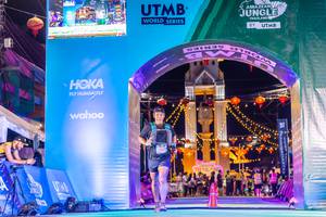 BIB: 199
                            <button type="button" onclick="openModal(21813108)" class="btn btn-primary btn-sm float-right btn-popup" data-toggle="modal" data-target=".modal-high-quality">
                        <i class="fas fa-shopping-cart"></i> Add to Cart
                    </button>
                                            <button type="button" onclick="isThisMe(21813108, true)" class="btn btn-success btn-sm float-right btn-popup btn-isme hidden" data-toggle="tooltip" data-placement="bottom" title="นี่คือรูปของคุณใช่ไหม คลิกที่นี่เพื่อเอาเข้าอัลบั้ม">
                        <i class="fas fa-plus"></i> Add to album
                    </button>
                    <button type="button" onclick="isThisMe(21813108, false)" class="btn btn-warning btn-sm float-right btn-popup btn-isnotme hidden">
                        <i class="fas fa-ban"></i> Remove from album
                    </button>